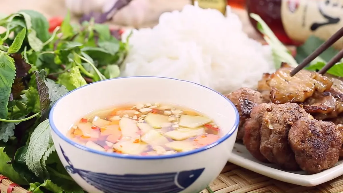 Bún chả Hà Nội, hương vị đậm đà của Thủ đô