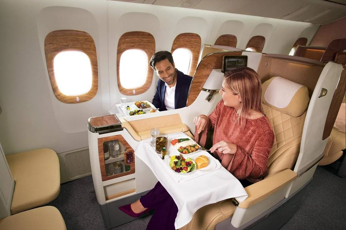 Vé thương gia (business class)