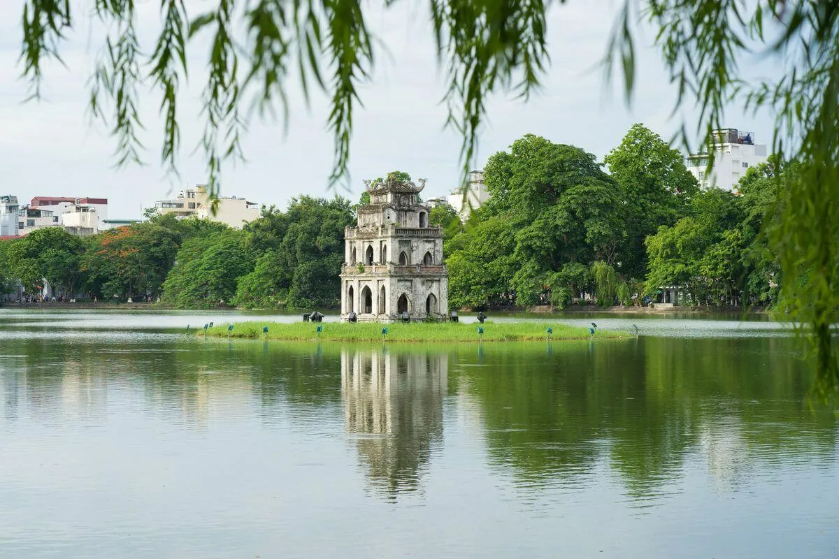 Hồ Gươm, trái tm của thủ đô Hà Nội