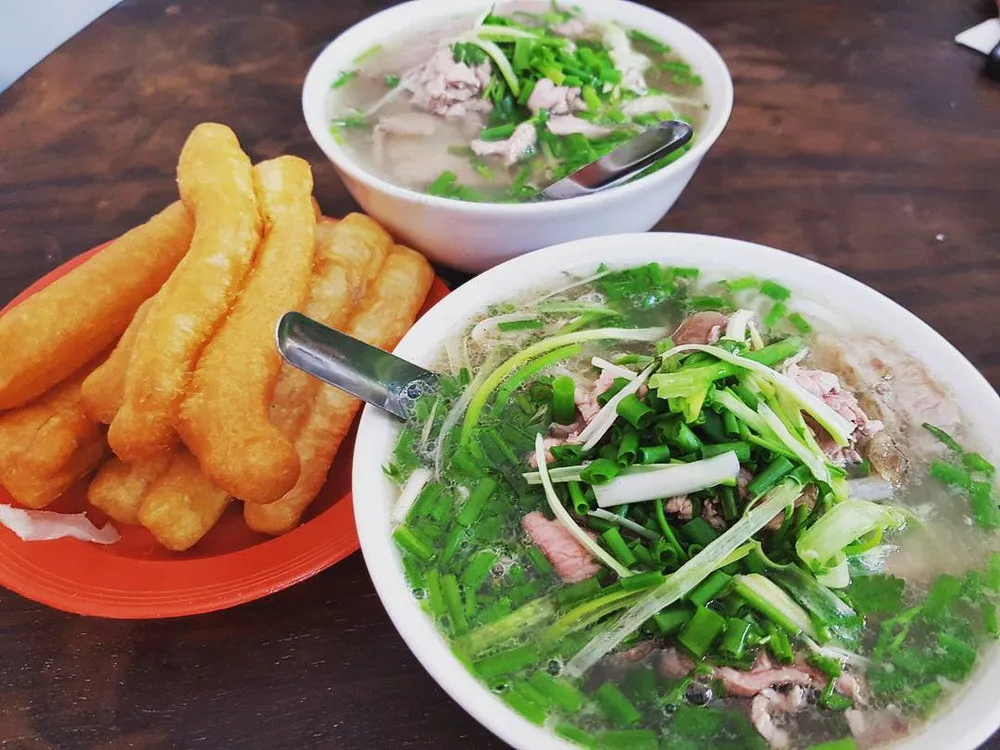 Thưởng thức hương vị tinh túy trong bát phở truyền thống Hà Nội