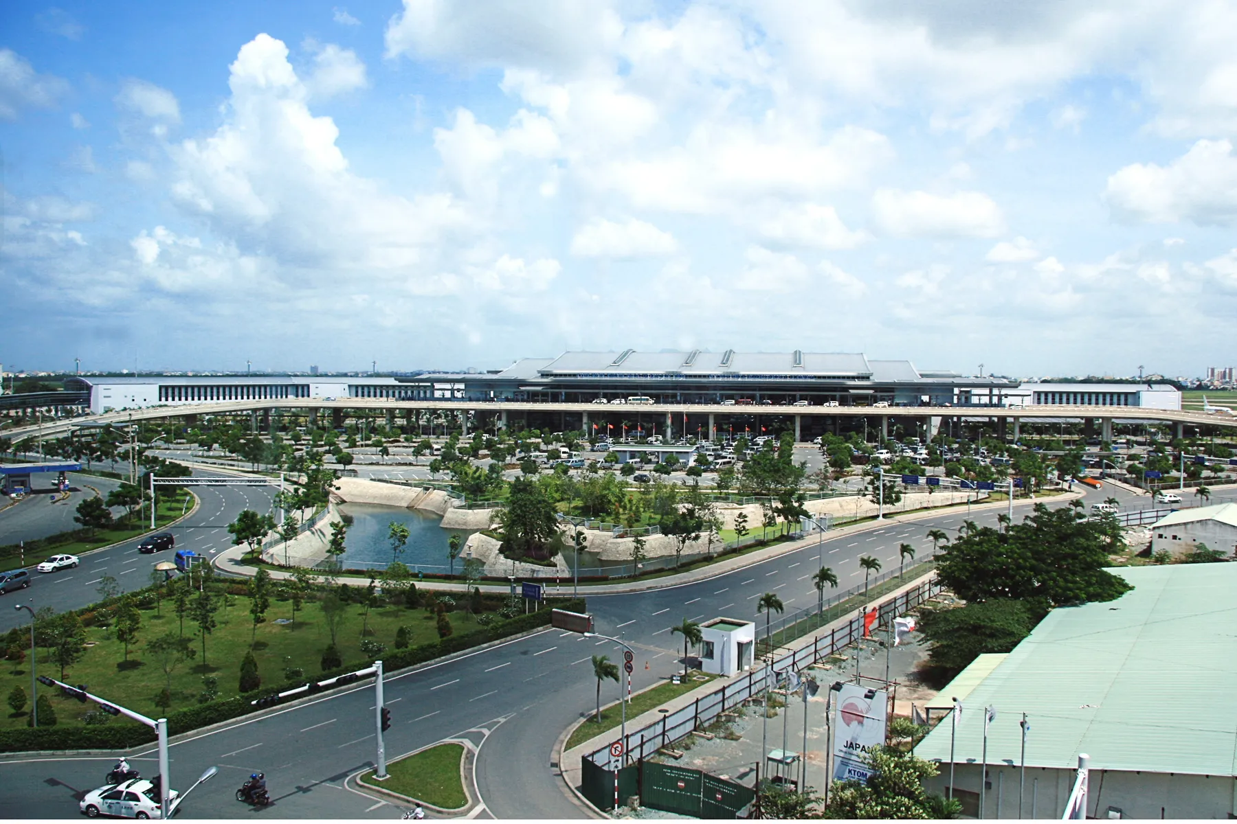 Sân bay Tân Sơn Nhất (SGN)