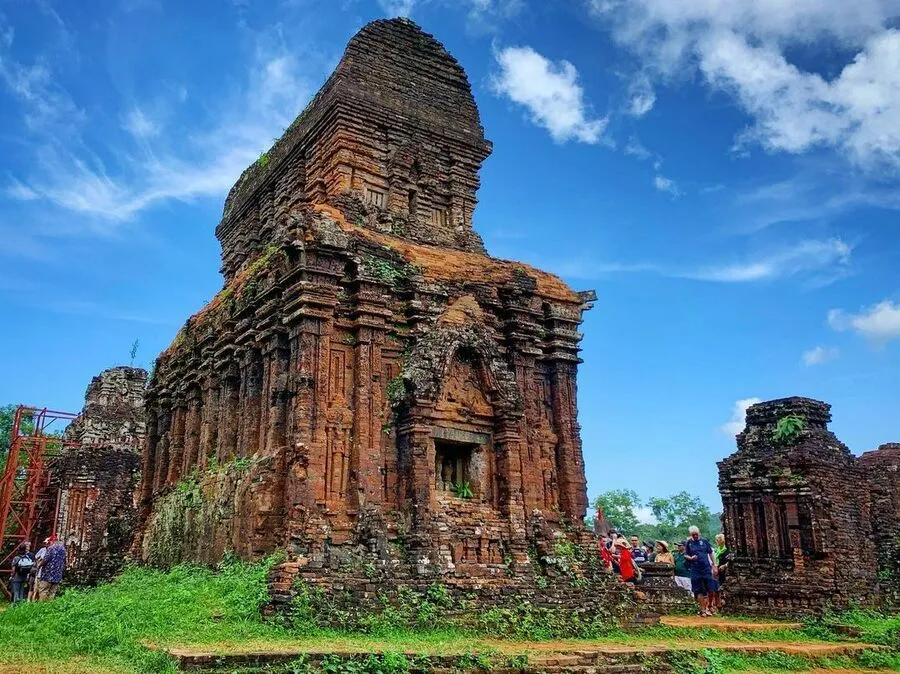 Vẻ đẹp kỳ bí của thánh địa Mỹ Sơn