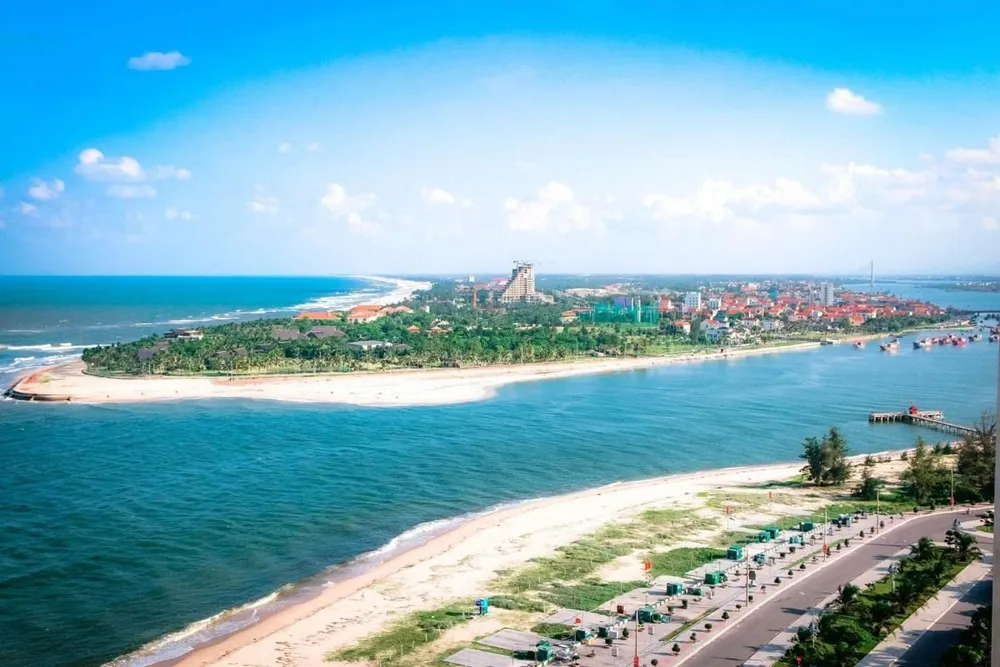 Đặt vé máy bay Hà Nội Đồng Hới để chiêm ngưỡng vẻ đẹp đầy thơ mộng