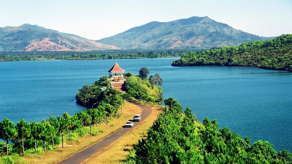 Vé máy bay Sài Gòn Pleiku, trải nghiệm văn hóa vùng Tây Nguyên
