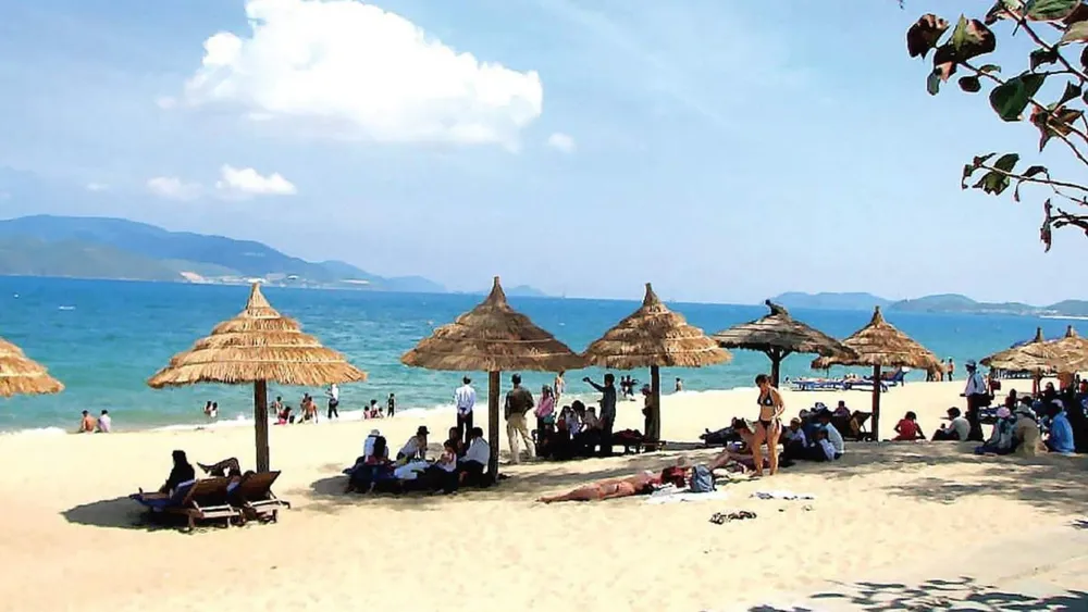 Biển Nhật Lệ là điểm đến không thể bỏ qua khi đến Đồng Hới