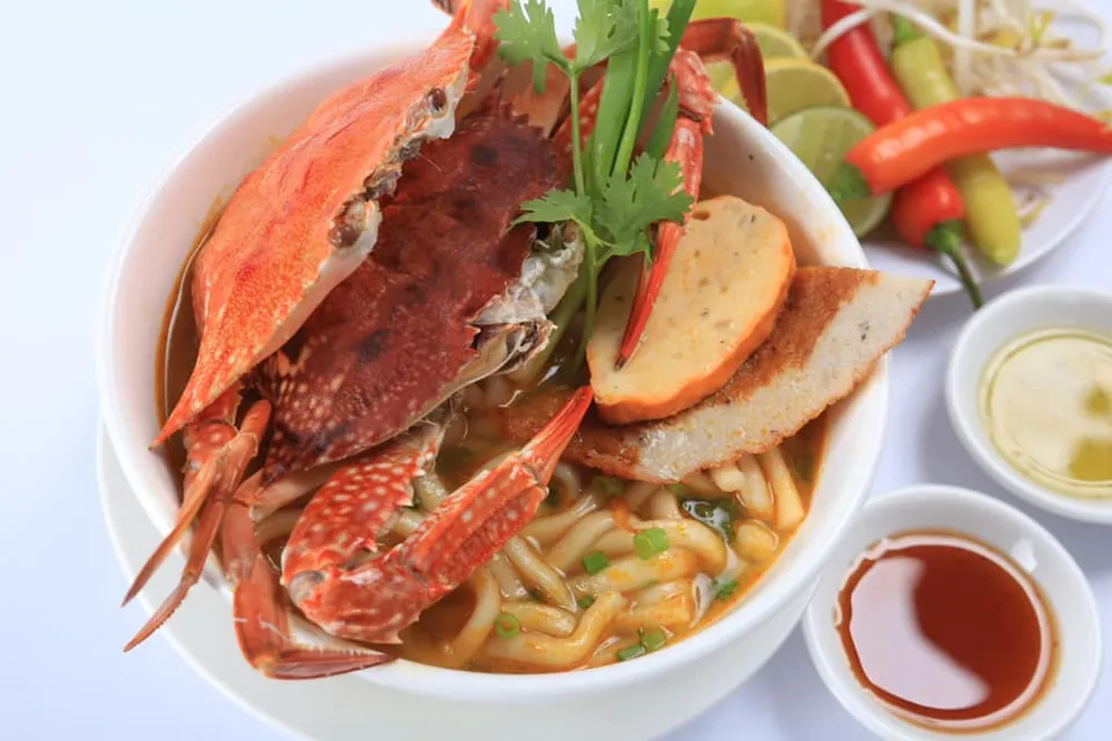 Bánh canh ghẹ khiến du khách say đắm ngay lần thưởng thức đầu tiên