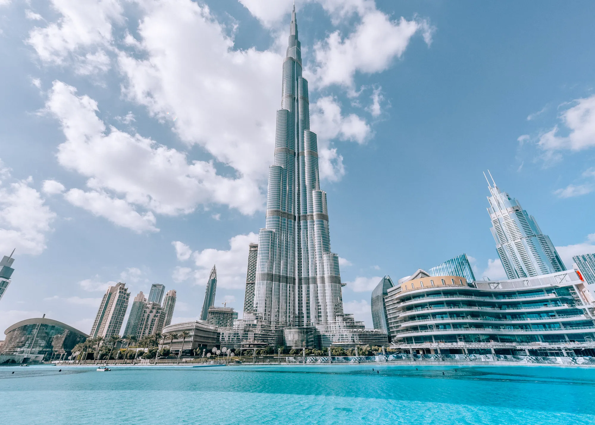 Vé máy bay đi UAE vùng đất của những điều kỳ diệu