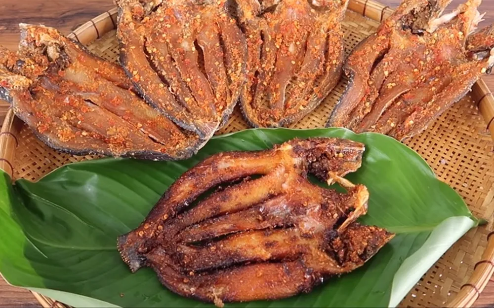 Khô cá lóc dễ dàng bảo quản, phù hợp để đem đi xa