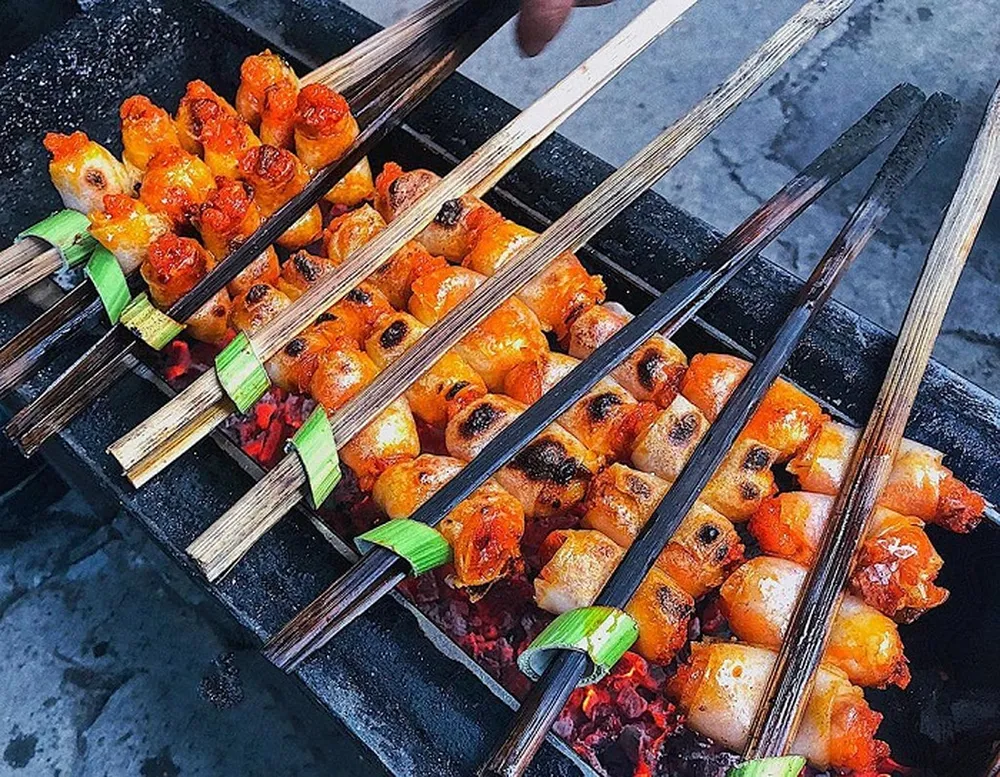 Chả tôm Thanh Hoá là món nhất định phải thử khi đến Thanh Hoá