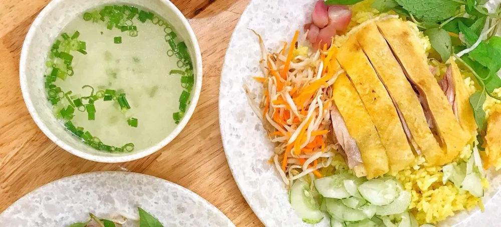 Cơm gà Tuy Hoà tuy giản dị nhưng lại vô cùng hấp dẫn