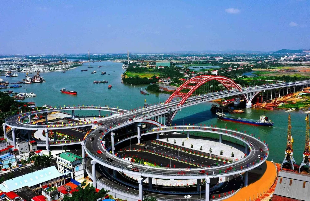 Vé máy bay Buôn Ma Thuột Hải Phòng từ cao nguyên đến vịnh biển