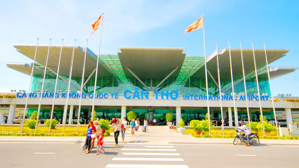 Thời gian bay từ Hải Phòng vào Cần Thơ khoảng 2 giờ 10 phút