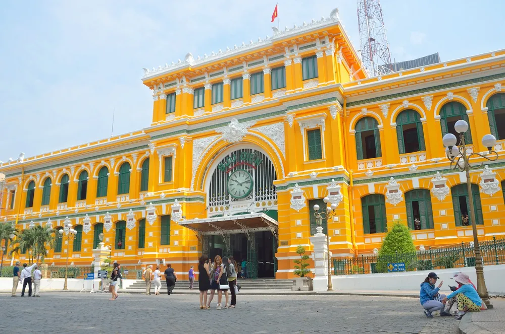 Bưu điện trung tâm Sài Gòn có lối kiến trúc theo kiểu Châu Âu