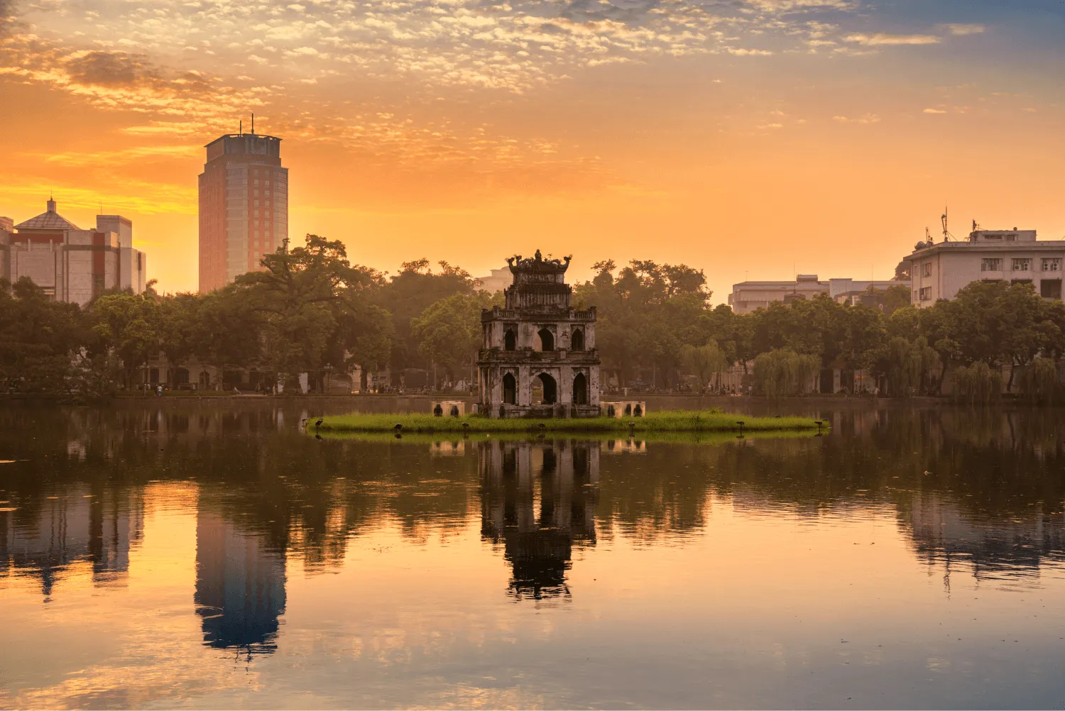 Vé máy bay Côn Đảo Hà Nội hành trình kết nối đất thiêng và thủ đô