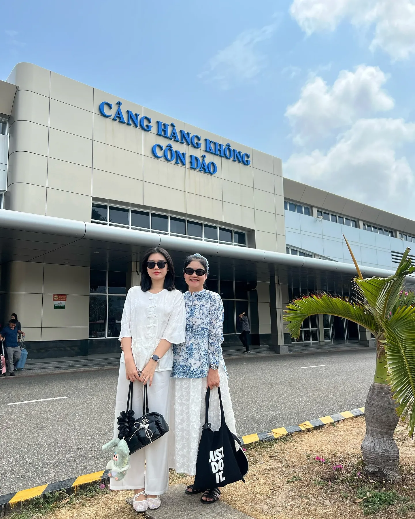 Vẻ đẹp thiên nhiên Côn Đảo với nước biển trong vắt