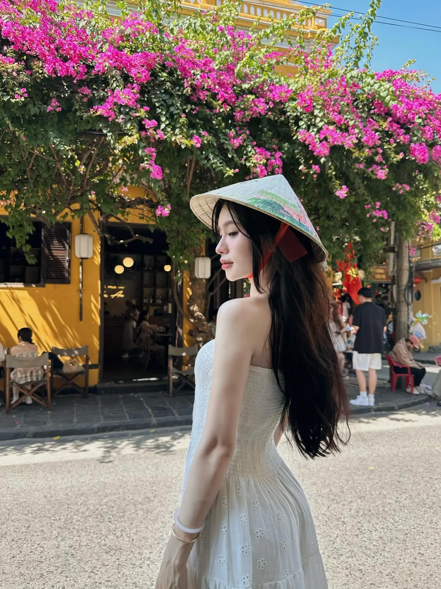 Săn vé máy bay giá rẻ tháng 4 đi Đà Nẵng tại timchuyenbay.vn