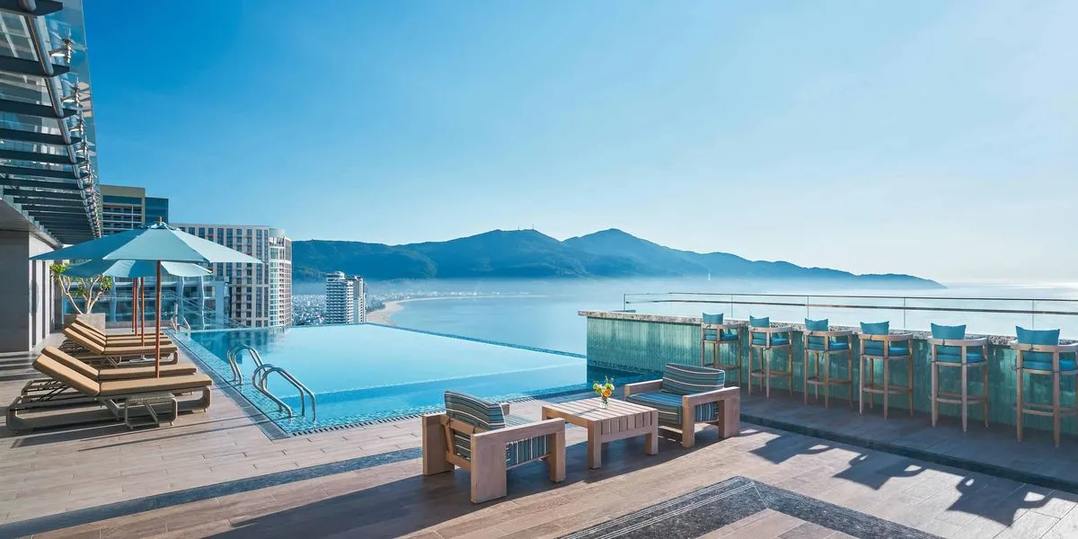 Khách sạn voco Ma Belle Danang rực rỡ bên bờ biển Mỹ Khê